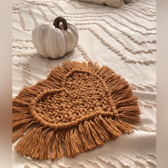 Macrame Heart Coaster - Picture 2 of 4